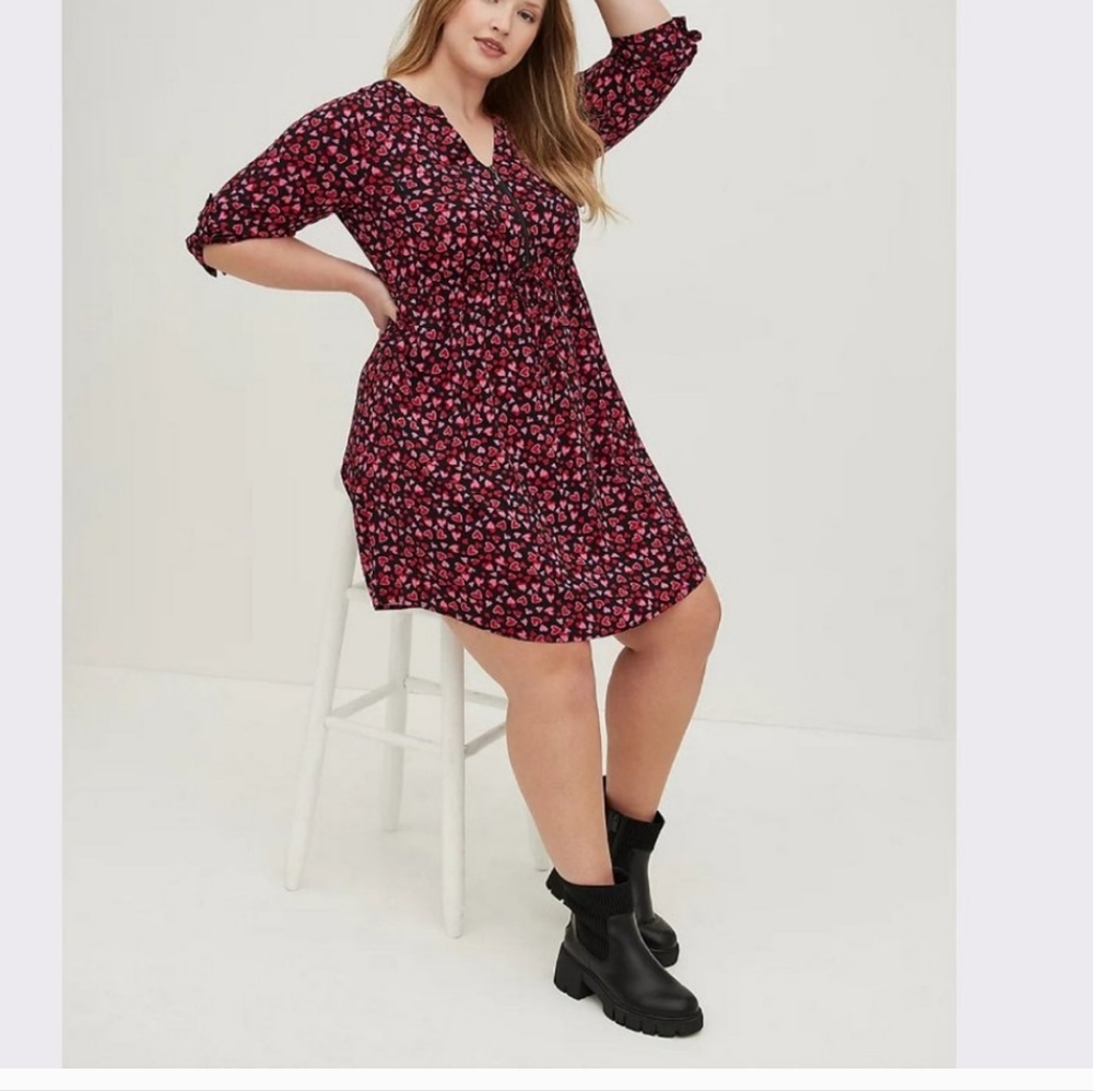 NWT TORRID Zip Front Shirt Dress Stretch Challis Heart Print 4 4x (26)